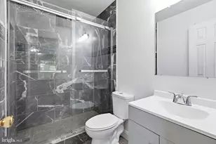 7902 Claudia Dr, Oxon Hill, MD 20745 - Photo 20