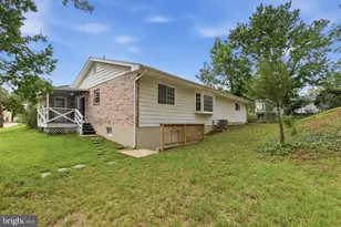 7902 Claudia Dr, Oxon Hill, MD 20745 - Photo 36