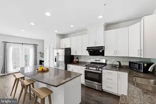 5313 Settling Pond Ln, Greenbelt, MD 20770 - Photo 8