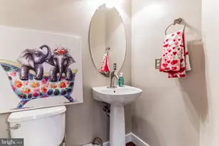 4560 Longfellow St, Hyattsville, MD 20781 - Photo 24