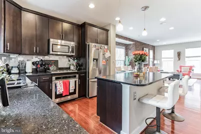 4560 Longfellow Street, Hyattsville, MD 20781 - Photo 14