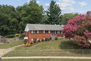 7308 Kipling Pkwy, District Heights, MD 20747 - Photo 2