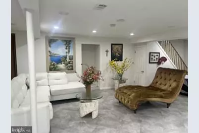 9213 Baltimore Avenue, College Park, MD 20740 - Photo 14