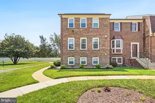 5935 Surratts Village Dr, Clinton, MD 20735 - Photo 4