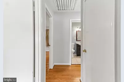 9203 Wellington Court, Lanham, MD 20706 - Photo 32