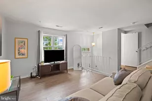 1020 West Ct, Laurel, MD 20707 - Photo 8