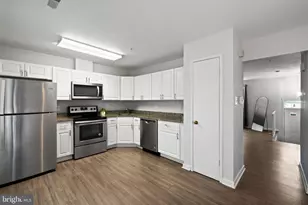 1020 West Ct, Laurel, MD 20707 - Photo 6