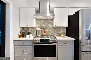 13005 Victoria Heights Dr, Bowie, MD 20715 - Photo 10