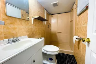 9122 Bridgewater St, College Park, MD 20740 - Photo 14