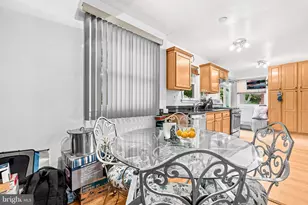 8408 Carrollton Pkwy, Hyattsville, MD 20784 - Photo 12