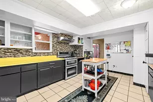 3625 Tyrol Dr, Glenarden, MD 20774 - Photo 14