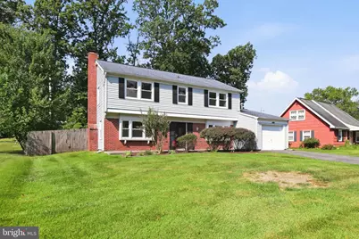 4113 Wakefield Lane, Bowie, MD 20715 - Photo 2
