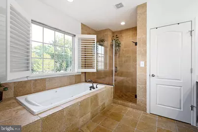 622 Overlook Park Drive #87, Oxon Hill, MD 20745 - Photo 32