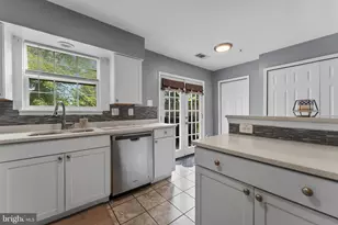 1727 Countrywood Ct, Landover, MD 20785 - Photo 16