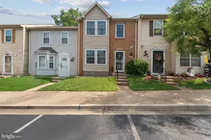 1727 Countrywood Ct, Landover, MD 20785 - Photo 1