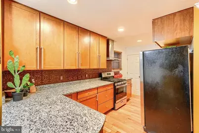6716 Stockton Lane, Hyattsville, MD 20784 - Photo 4