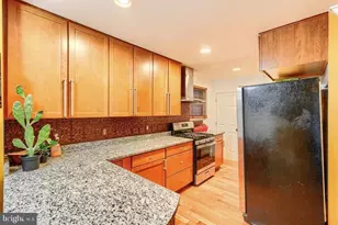 6716 Stockton Ln, Hyattsville, MD 20784 - Photo 4