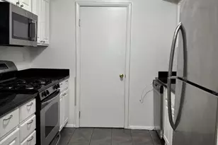 9808 47th Pl, College Park, MD 20740 - Photo 2