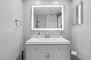 6100 Westchester Park Dr, College Park, MD 20740 - Photo 20