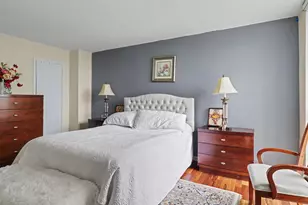 6100 Westchester Park Dr, College Park, MD 20740 - Photo 16