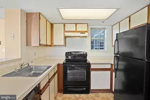 14023 Vista Dr, Laurel, MD 20707 - Photo 8