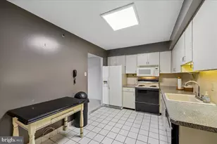 9200 Edwards Way, Hyattsville, MD 20783 - Photo 20
