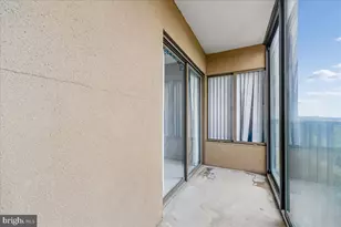 9200 Edwards Way, Hyattsville, MD 20783 - Photo 32