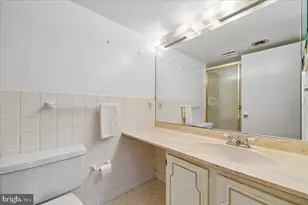 9200 Edwards Way, Hyattsville, MD 20783 - Photo 38