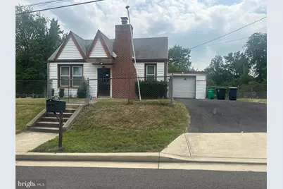 8135 Comet Drive, Fort Washington, MD 20744 - Photo 2