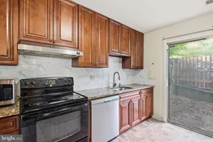 7205 Split Rail Ln, Laurel, MD 20707 - Photo 16