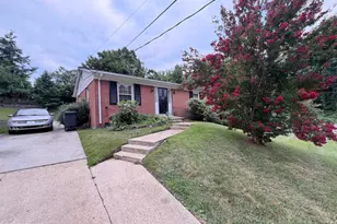 2301 Dawson St, Temple Hills, MD 20748 - Photo 2