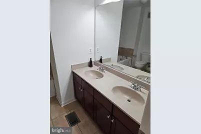 922 Pine Forest Lane #1811, Upper Marlboro, MD 20774 - Photo 16