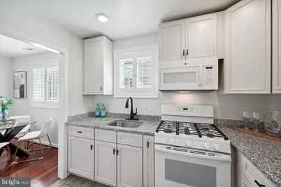 7304 Wells Boulevard, Hyattsville, MD 20783 - Photo 12