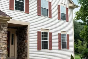 7906 Kara Ct, Greenbelt, MD 20770 - Photo 2