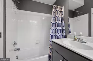 7210 Silver Thorn Way, Beltsville, MD 20705 - Photo 2