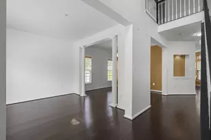 4304 Medallion Dr, Silver Spring, MD 20904 - Photo 4