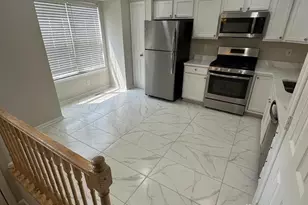 953 Dunloring Ct, Upper Marlboro, MD 20774 - Photo 4