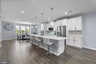 2708 Duvall Ridge Rd, Landover, MD 20785 - Photo 6