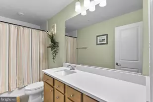 2708 Duvall Ridge Rd, Landover, MD 20785 - Photo 26