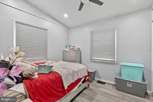 221 Seneca Dr, Oxon Hill, MD 20745 - Photo 16