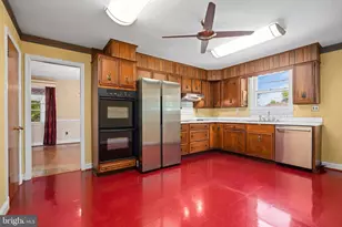5408 Manchester Dr, Suitland, MD 20746 - Photo 14