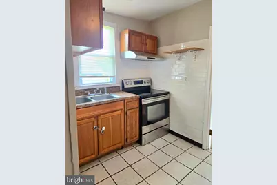 809 Eastern Avenue, Fairmount Heights, MD 20743 - Photo 4