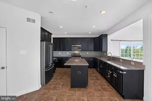 [Address not provided], Clinton, MD 20735 - Photo 12