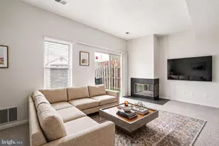 889 St Michaels Dr, Bowie, MD 20721 - Photo 4