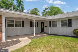12508 Millstream Dr, Bowie, MD 20715 - Photo 4
