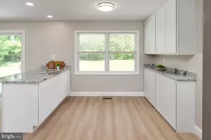 12508 Millstream Dr, Bowie, MD 20715 - Photo 14