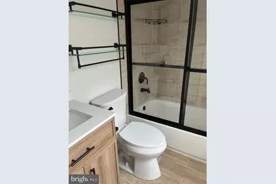 5474 Woodland Boulevard, Oxon Hill, MD 20745 - Photo 12
