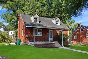 4718 68th Ave, Hyattsville, MD 20784 - Photo 2