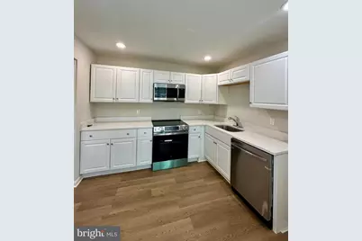 352 Harry S Truman Drive #247, Upper Marlboro, MD 20774 - Photo 4