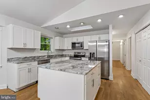 16320 Lea Dr, Bowie, MD 20715 - Photo 4